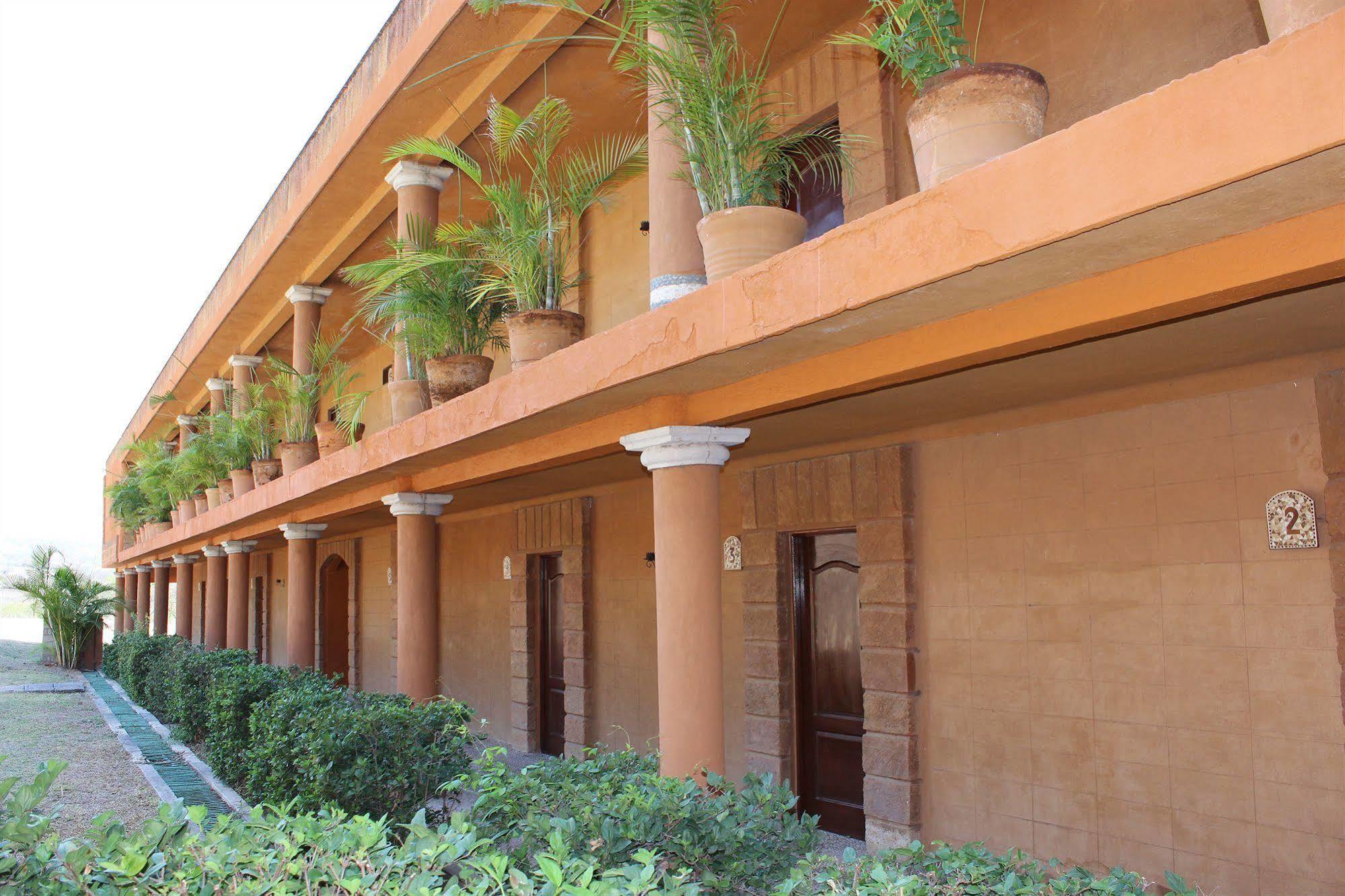 Vida En El Lago Hotel Tepecoacuilco de Trujano ภายนอก รูปภาพ